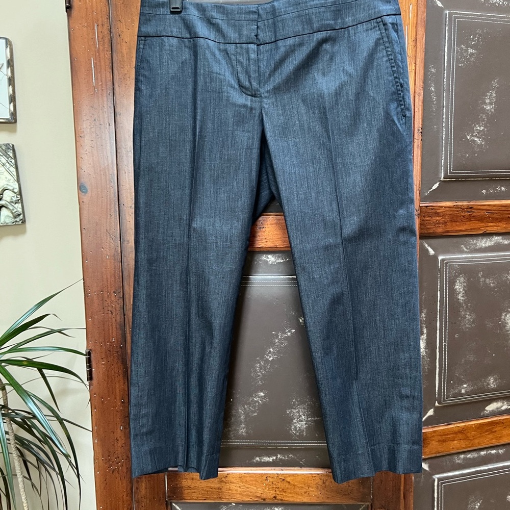 Classic Capri pants, chambray blue Size 2